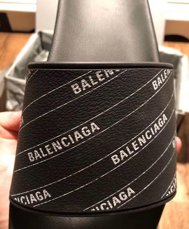 Grey Allover Logo Slides