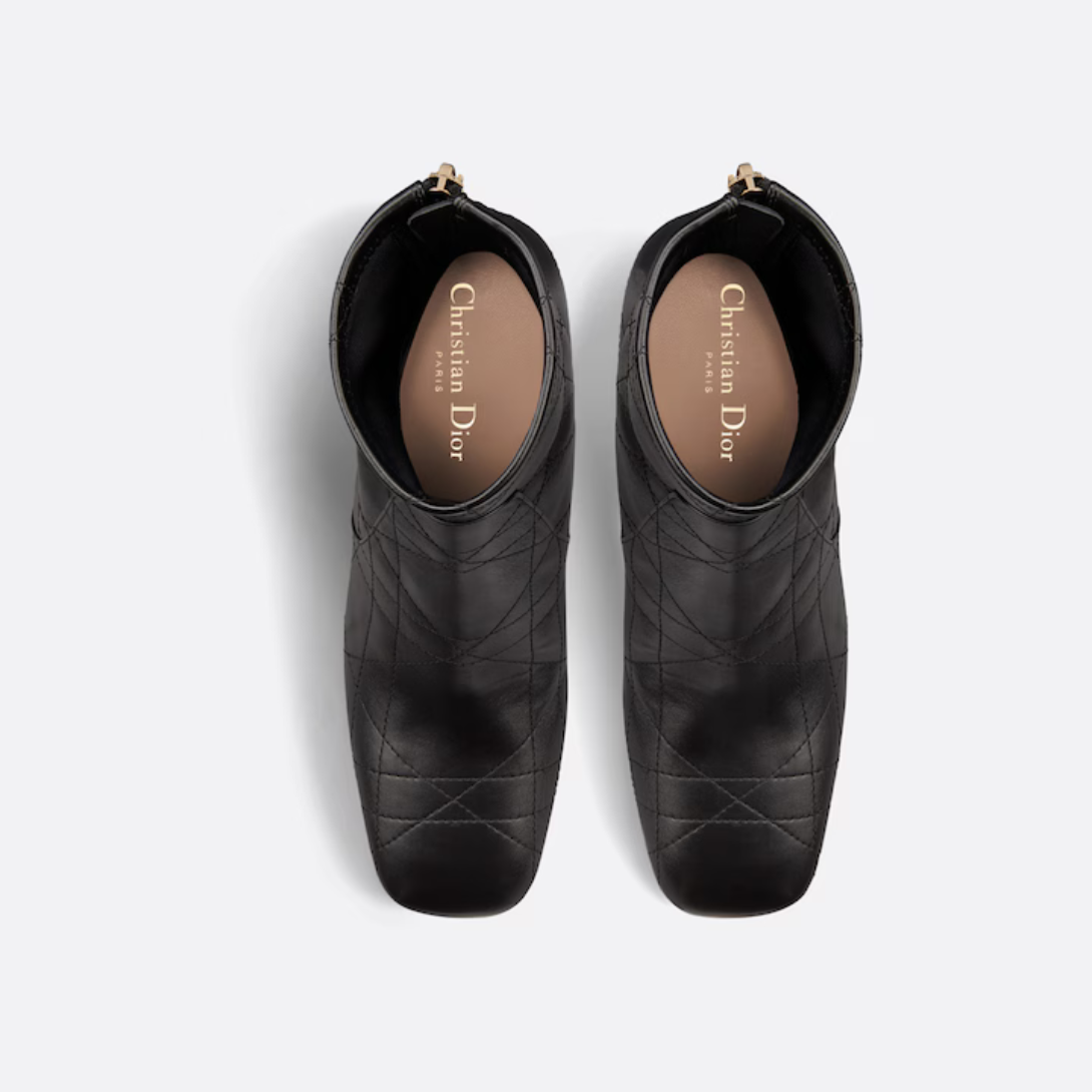 D-Shadow Heeled Ankle Boot – an 8 cm (3”) cylindrical heel and branded fastening in the back guarantee sleek – LUX VERSE Luxury Designer Fashion Outlet