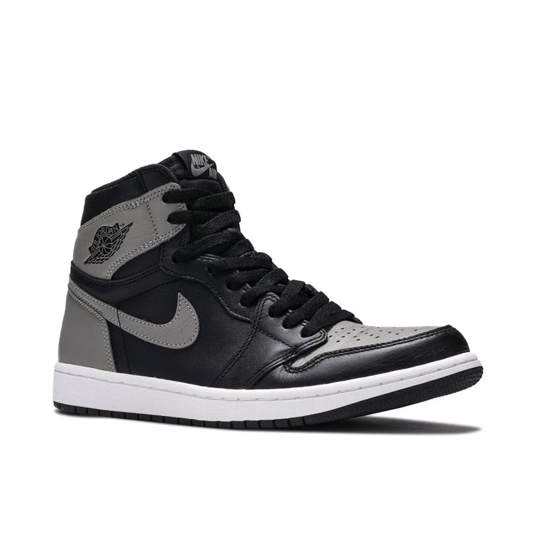 Air Jordan 1 Retro – a re-release of the classic ‘Shadow’ colorway from Fall 1985, this 2018 edition of – LUX VERSE Luxury Designer Fashion Outlet