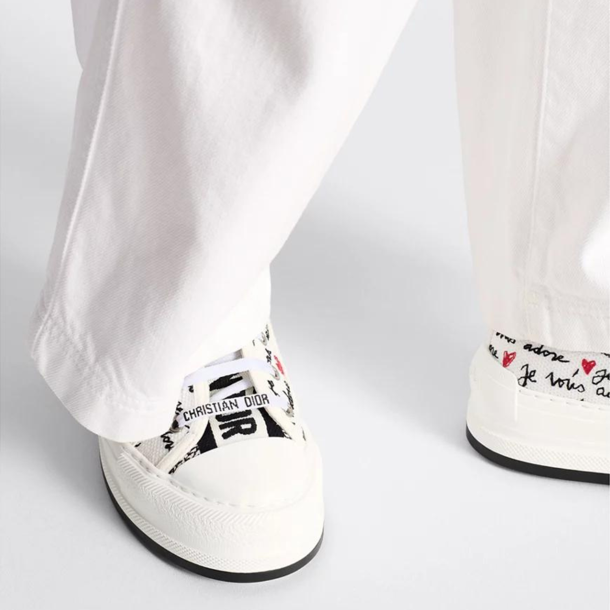 Walk'n'Platform Sneaker Adore Motif – part of the capsule, the Walk'n'platform sneaker elevates the line with a modern – LUX VERSE Luxury Designer Fashion Outlet
