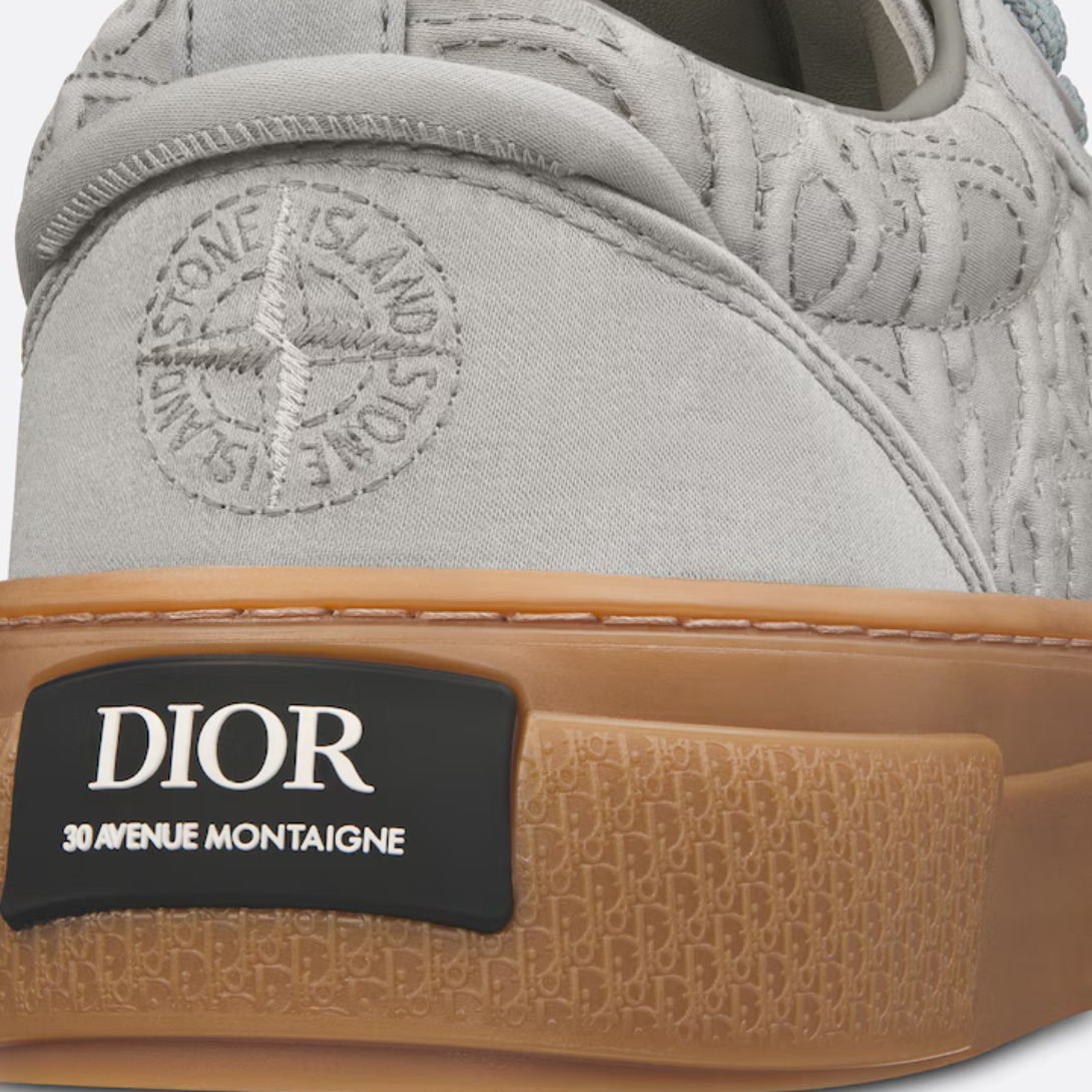 Dior B33 Sneaker – Dyed Cotton LIMITED AND NUMBERED EDITION – the tongue is accented by an embossed signature, and the signature embellishes the – LUX VERSE Luxury Designer Fashion Outlet