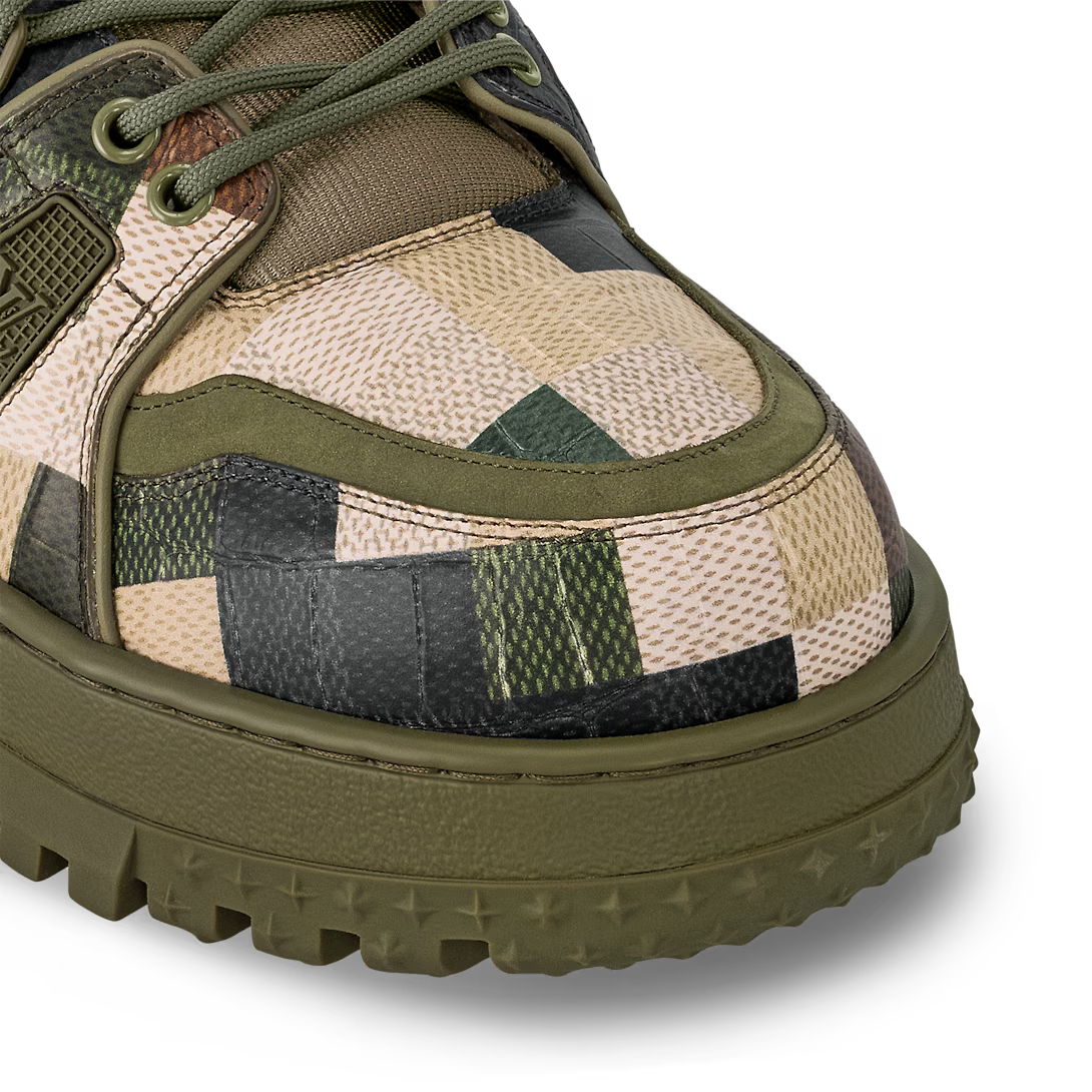 Trainer Maxi Khaki Green Sneaker – this model features an oversized fit and a chunky rubber outsole, inspired by that – LUX VERSE Luxury Designer Fashion Outlet