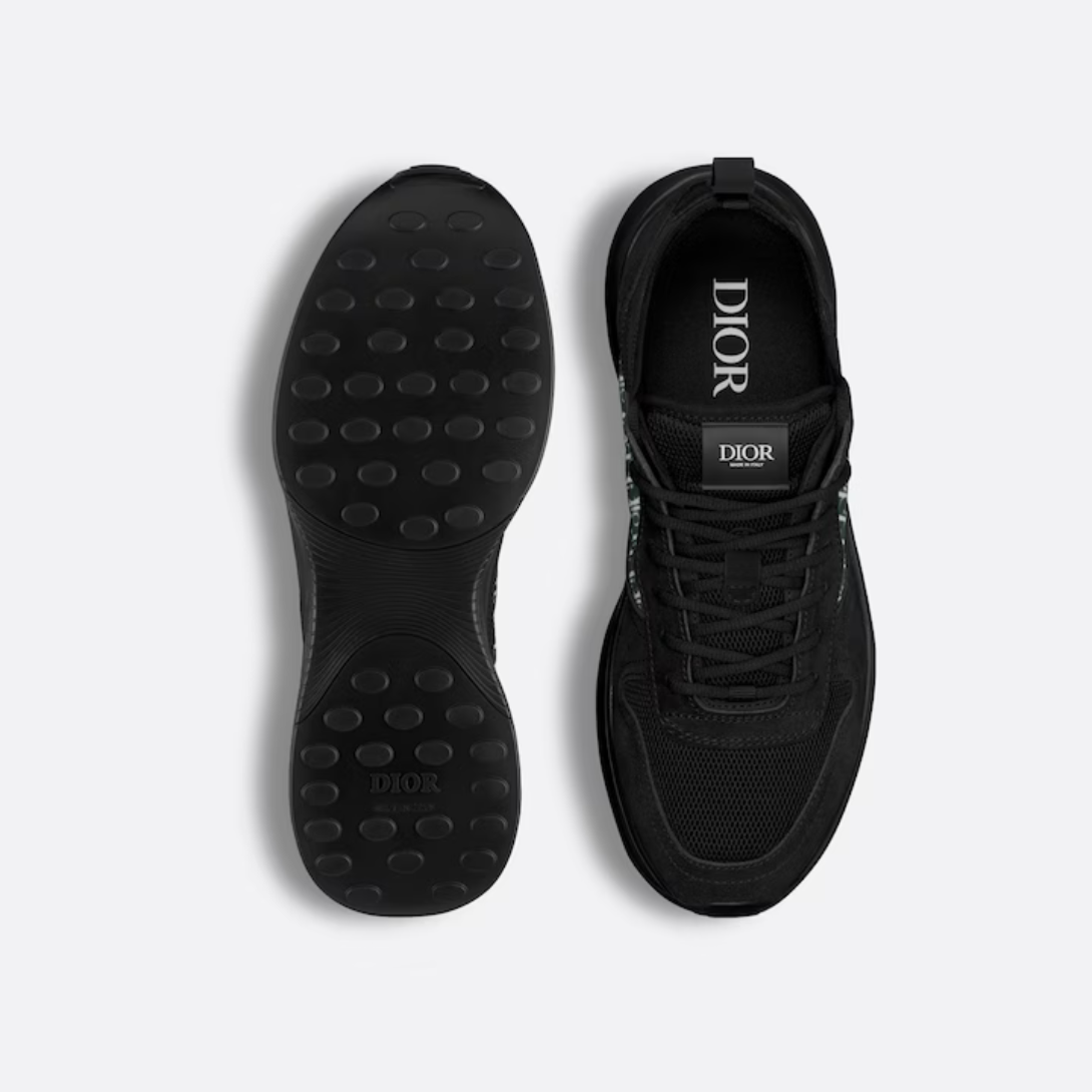 B25 Runner Sporty Sneaker – the B25 Runner sneaker pairs a sporty silhouette with House codes of elegance – LUX VERSE Luxury Designer Fashion Outlet