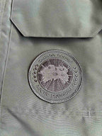 Schwarz-weißer Parka – Herren