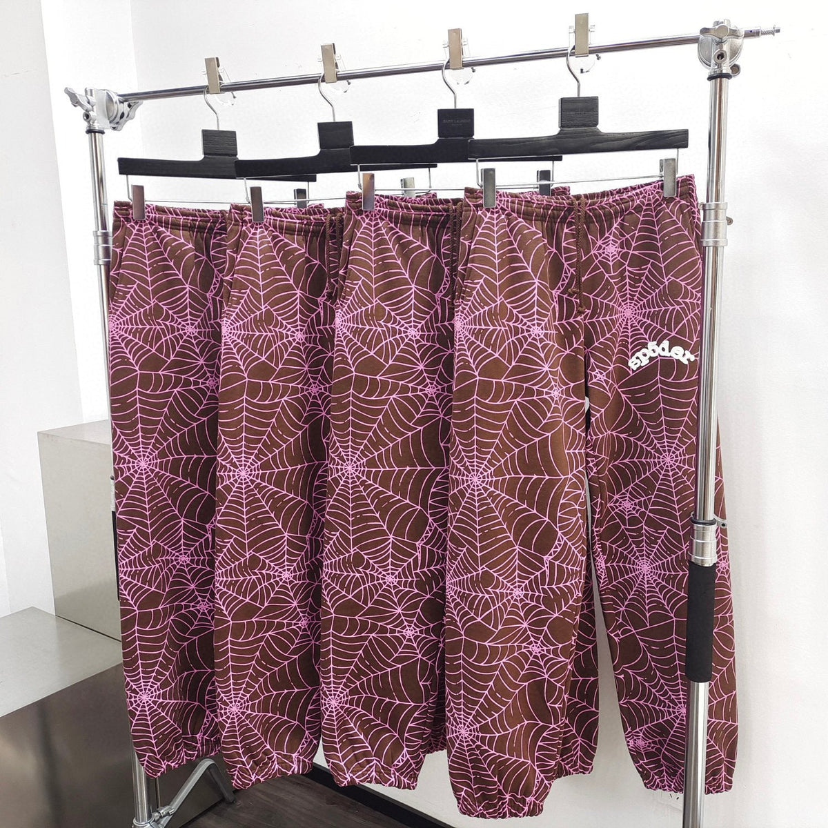 Burgundy Cotton Web Print Joggers – Herren