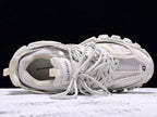 Sneaker Track aus weißem Mesh