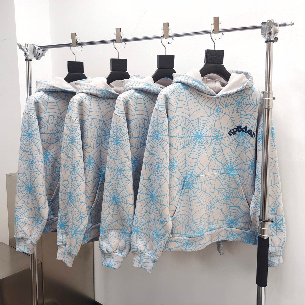 White Cotton Web Print Pullover - Men's
