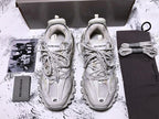 Sneaker Track aus weißem Mesh