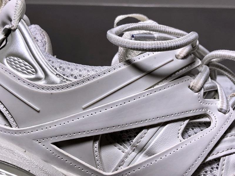 Sneaker Track aus weißem Mesh
