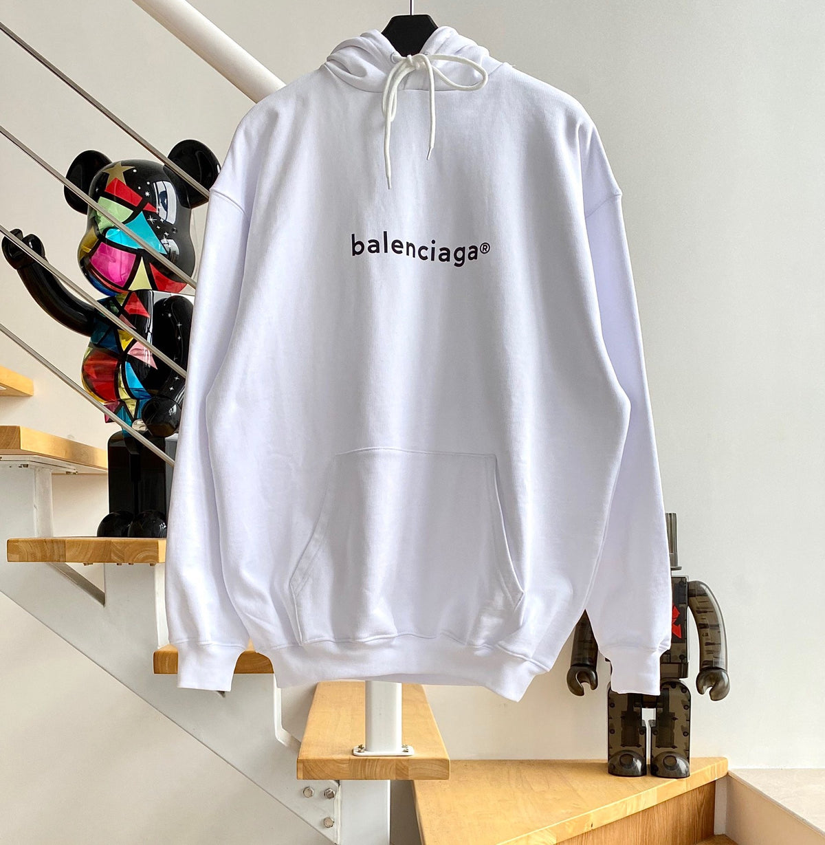 White Cotton Chest Script Pullover - Men's