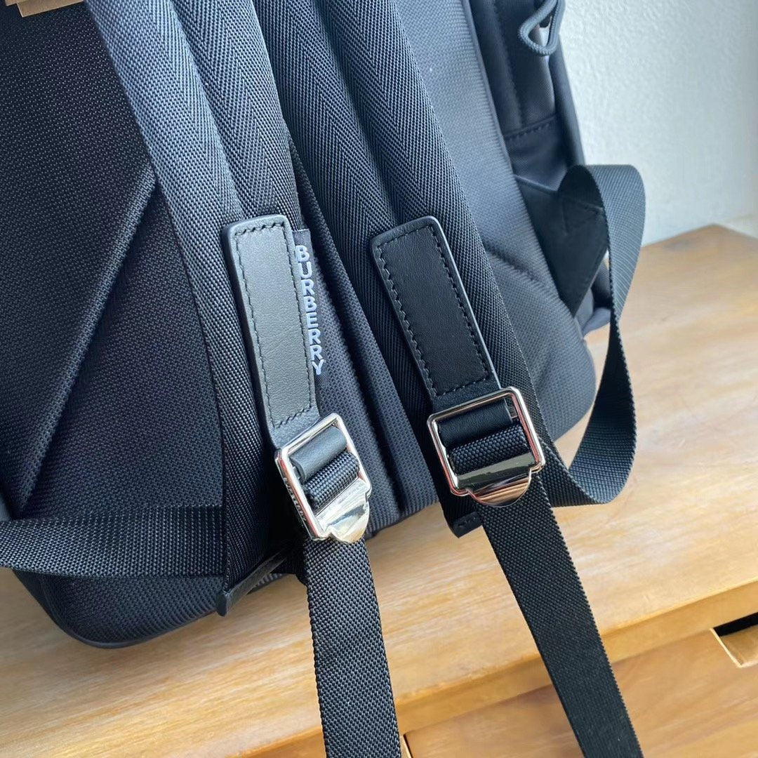 Quadratischer Stempelrucksack