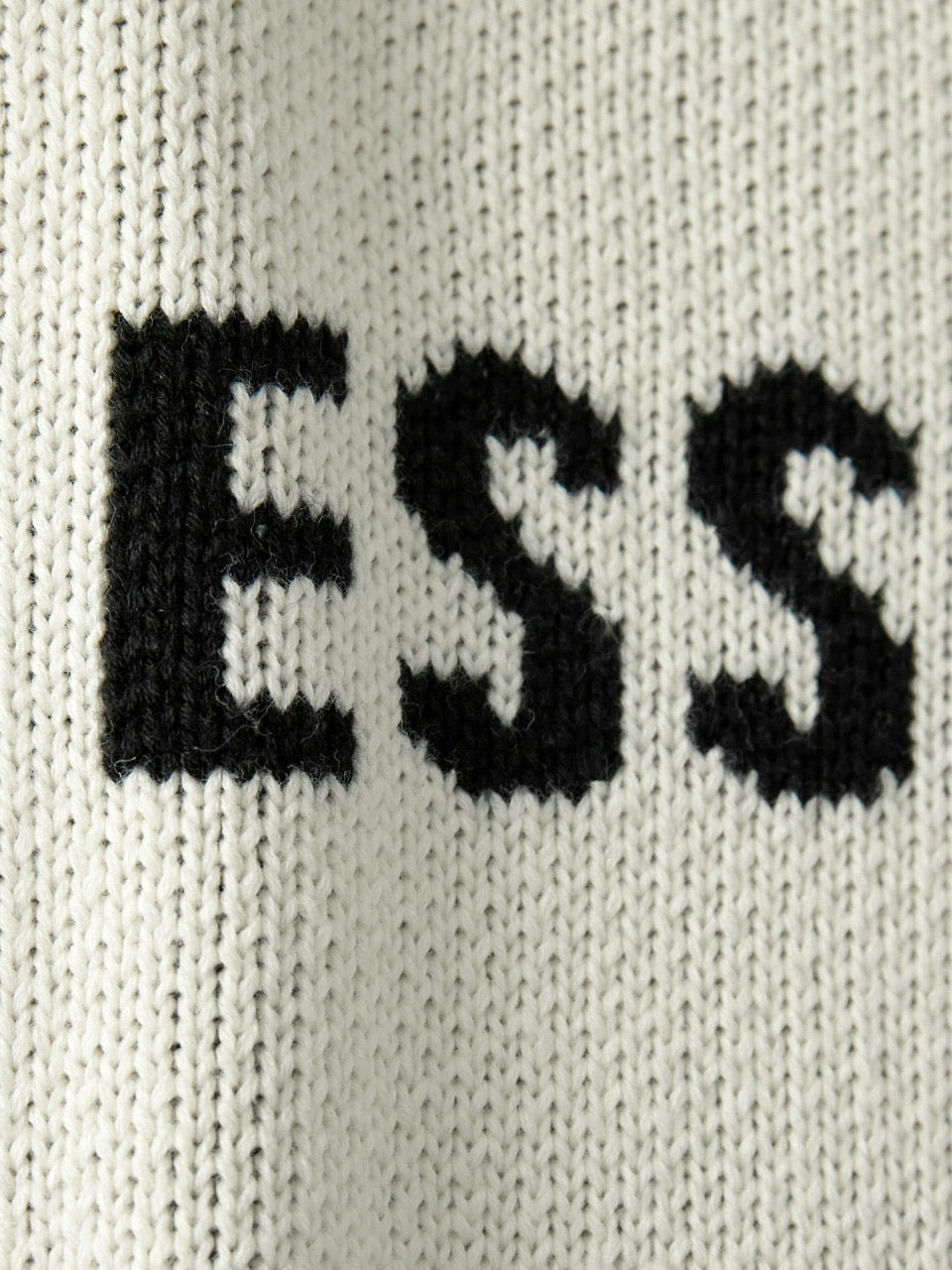 Cremefarbener Wollpullover mit Textlogo, Rundhalsausschnitt – Herren