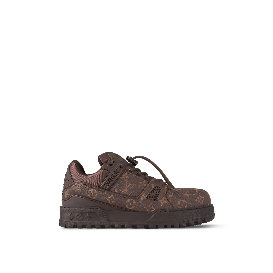 Trainer Maxi Sneaker Ebene – the chunky rubber outsole, which is decorated with Monogram Flowers, is – LUX VERSE Luxury Designer Fashion Outlet