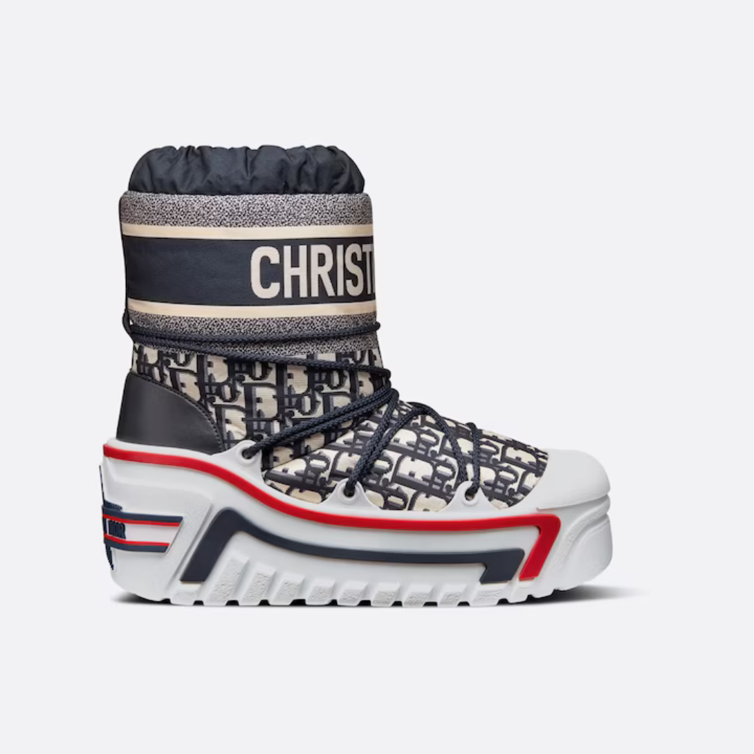 Snow Ankle Boot – the snow ankle boot, created for the capsule, is distinguished by its design – LUX VERSE Luxury Designer Fashion Outlet