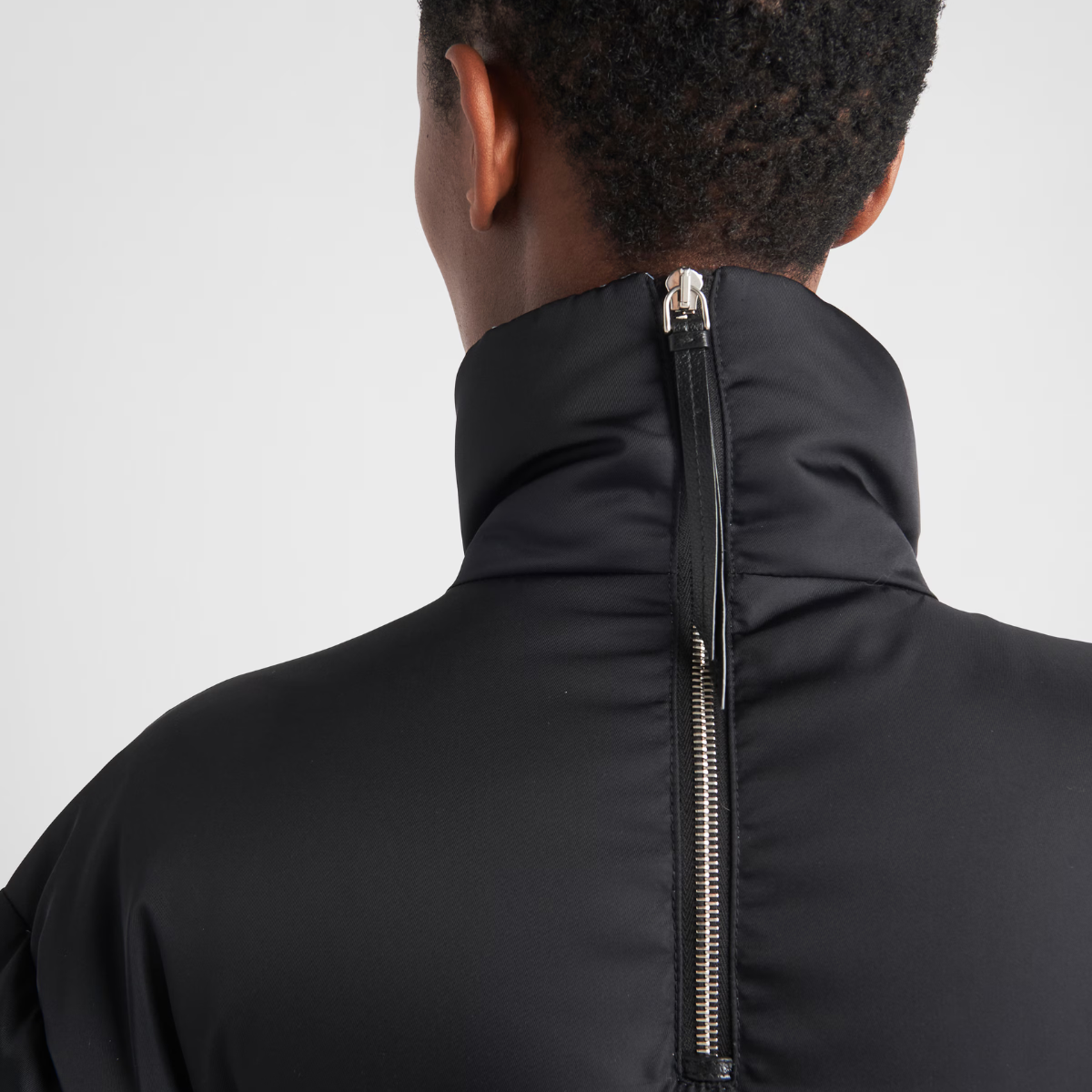 Re-Nylon Gabardine hooded down coat – this Re-Nylon Gabardine hooded down coat is made from recycled nylon, making it – LUX VERSE Luxury Designer Fashion Outlet