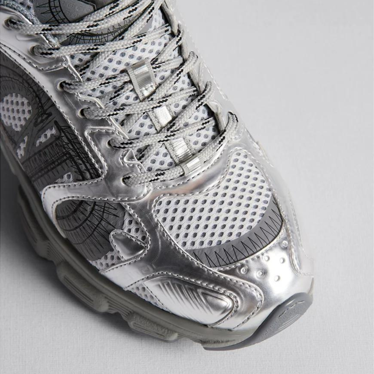 Chrono Sneaker Silver-Tone – new for Fall 2024, the Chrono sneaker revisits the running shoe with the House's – LUX VERSE Luxury Designer Fashion Outlet