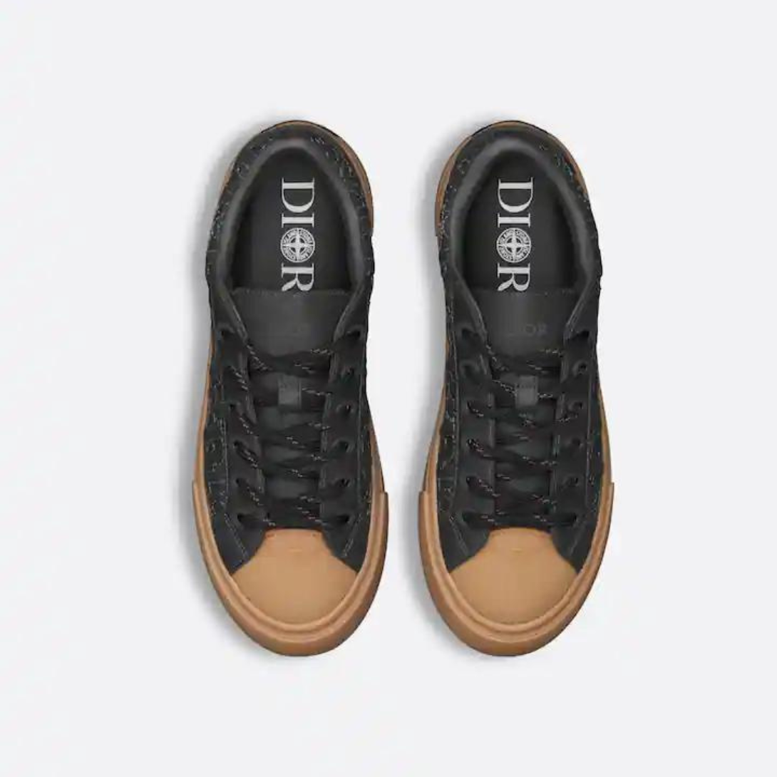 Dior B33 Sneaker – Dyed Cotton LIMITED AND NUMBERED EDITION – a celebration of the exclusive collaboration's excellence, the dyed cotton has a – LUX VERSE Luxury Designer Fashion Outlet