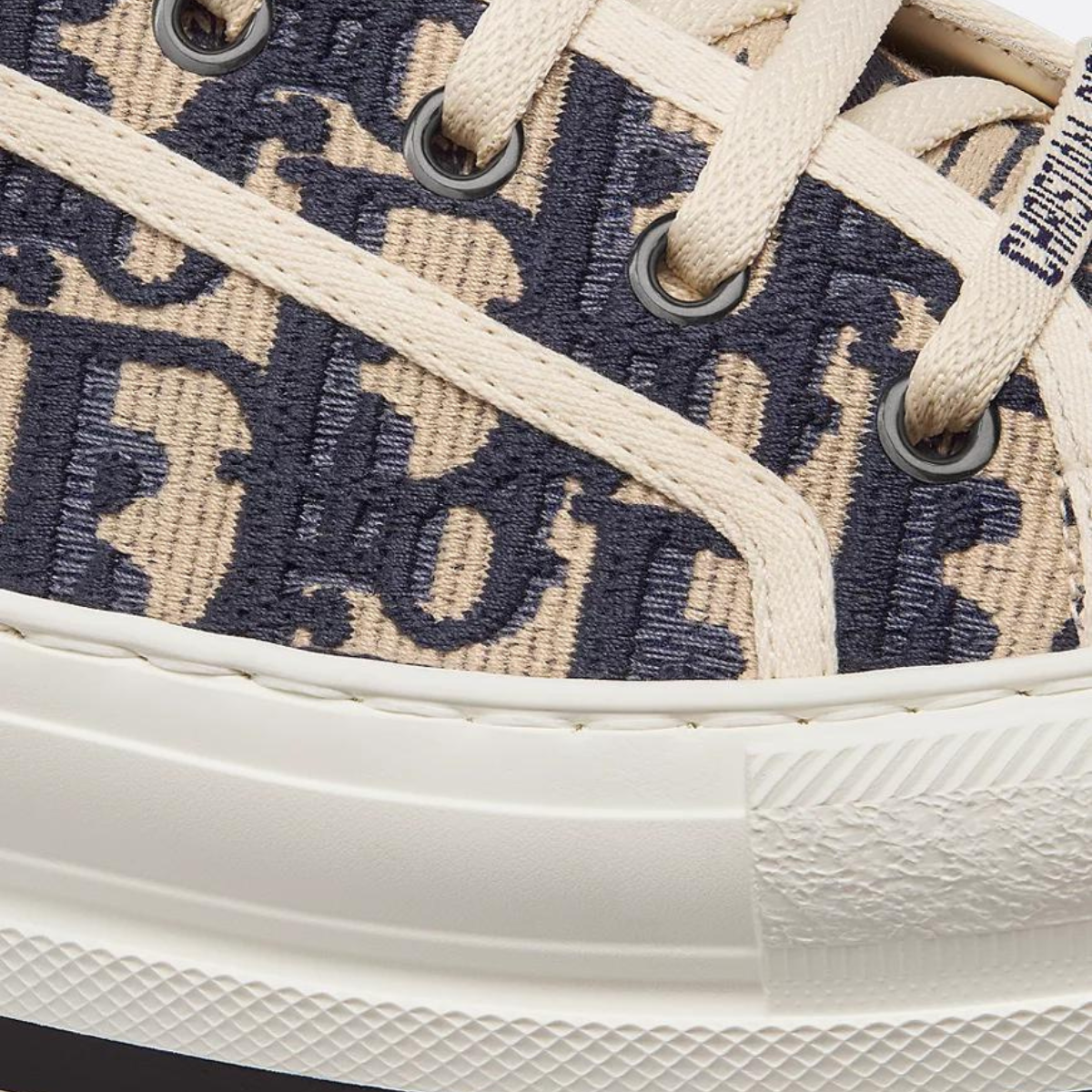 Platform Elevate Sneaker – the Walk'n'platform sneaker enhances the line with a modern creation – LUX VERSE Luxury Designer Fashion Outlet