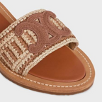 LYMPIA MULE in RAFFIA – 100% RAFFIA100% Calfskin LinningROUND TOE SHAPETRIOMPHE PATCH EMBROIDERED – LUX VERSE Luxury Designer Fashion Outlet