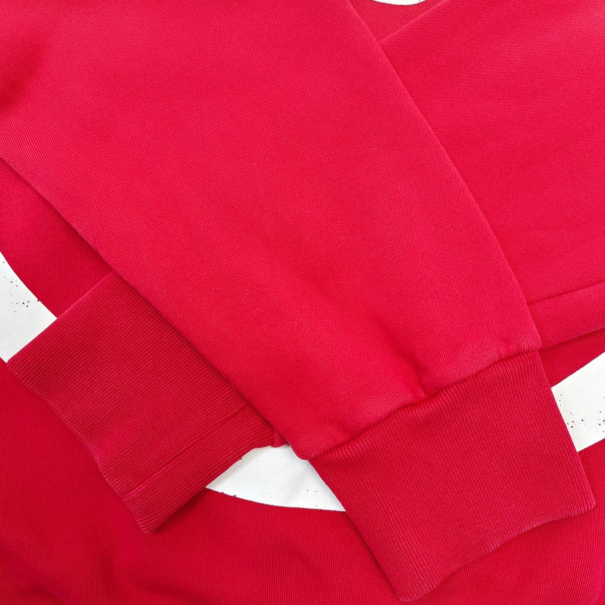Roter Kapuzenpullover – Herren