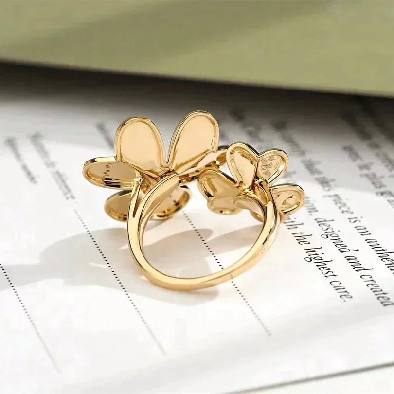 Clover Comos Gold Diamond Ring – LUX VERSE Luxury Designer Fashion Outlet