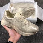 Rhyton-Sneaker aus Elfenbein