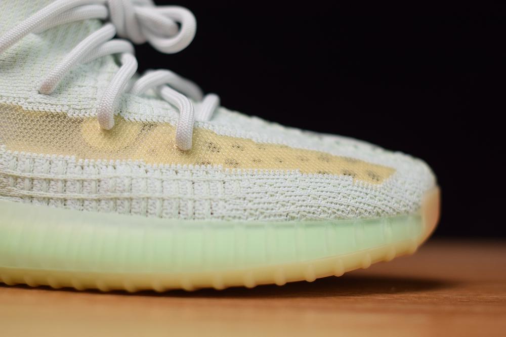 Yeezy Boost 350 V2 Glow Volt Sneaker