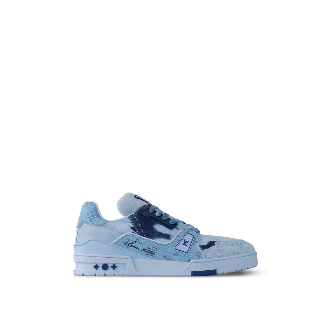 Trainer Elite Sneaker – the design is complemented by gradient laces and rubber Initials signatures on – LUX VERSE Luxury Designer Fashion Outlet