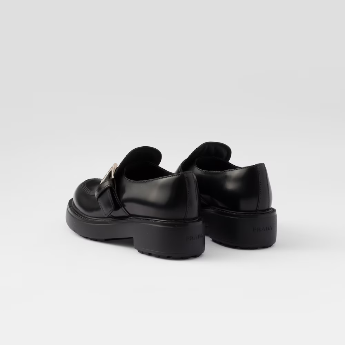 Elegant Brushed leather loafers – the refined footwear is completed with archive-inspired, oversized buckles – LUX VERSE Luxury Designer Fashion Outlet