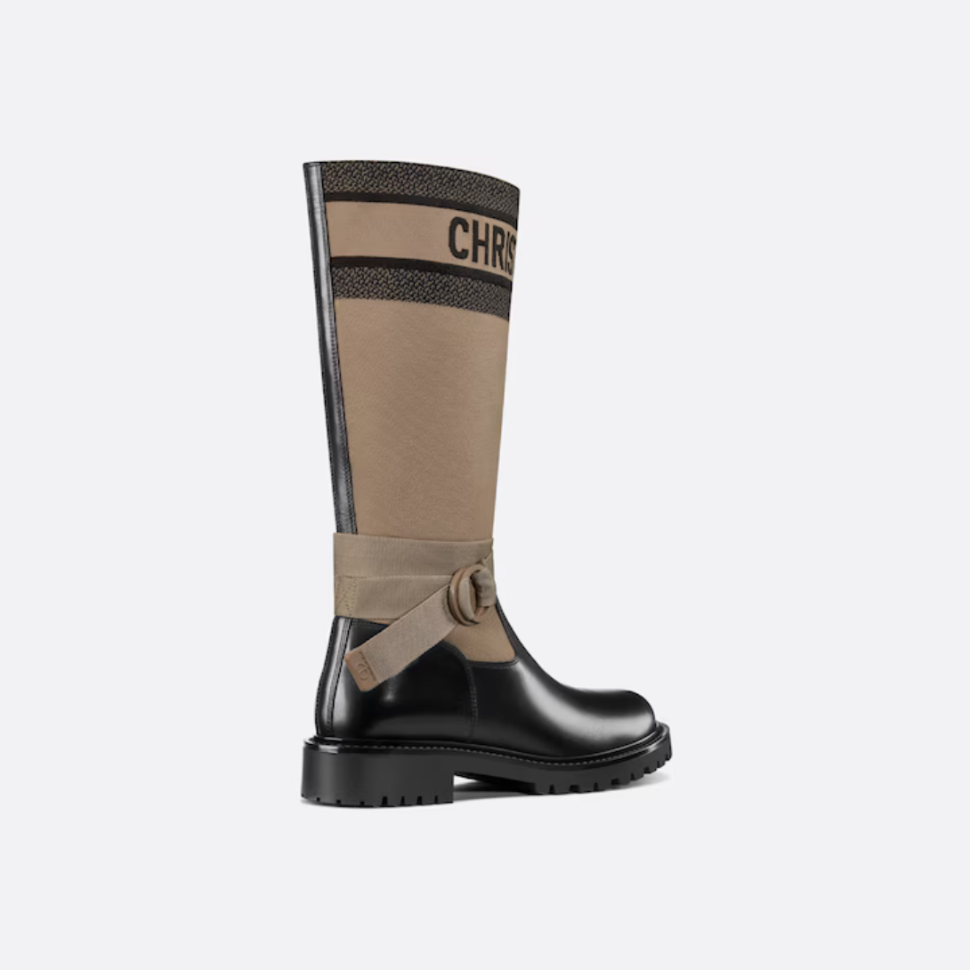 D-Major Boot Taupe – the style is crafted in taupe technical fabric and black calfskin, further – LUX VERSE Luxury Designer Fashion Outlet