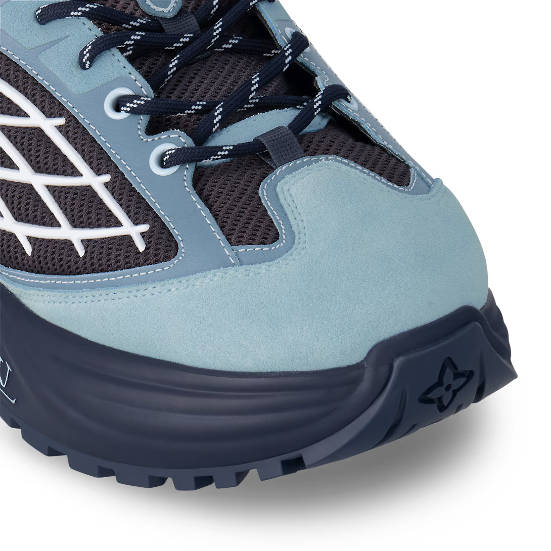 Discovery Lace Up – the Discovery lace-up combines nubuck leather and mesh on its technical, – LUX VERSE Luxury Designer Fashion Outlet