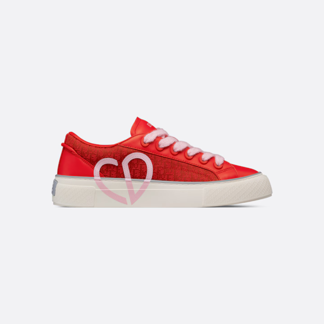 B33 Sneaker Jacquard – the sneaker will lend a contemporary touch to casual looks.The pair is equipped – LUX VERSE Luxury Designer Fashion Outlet
