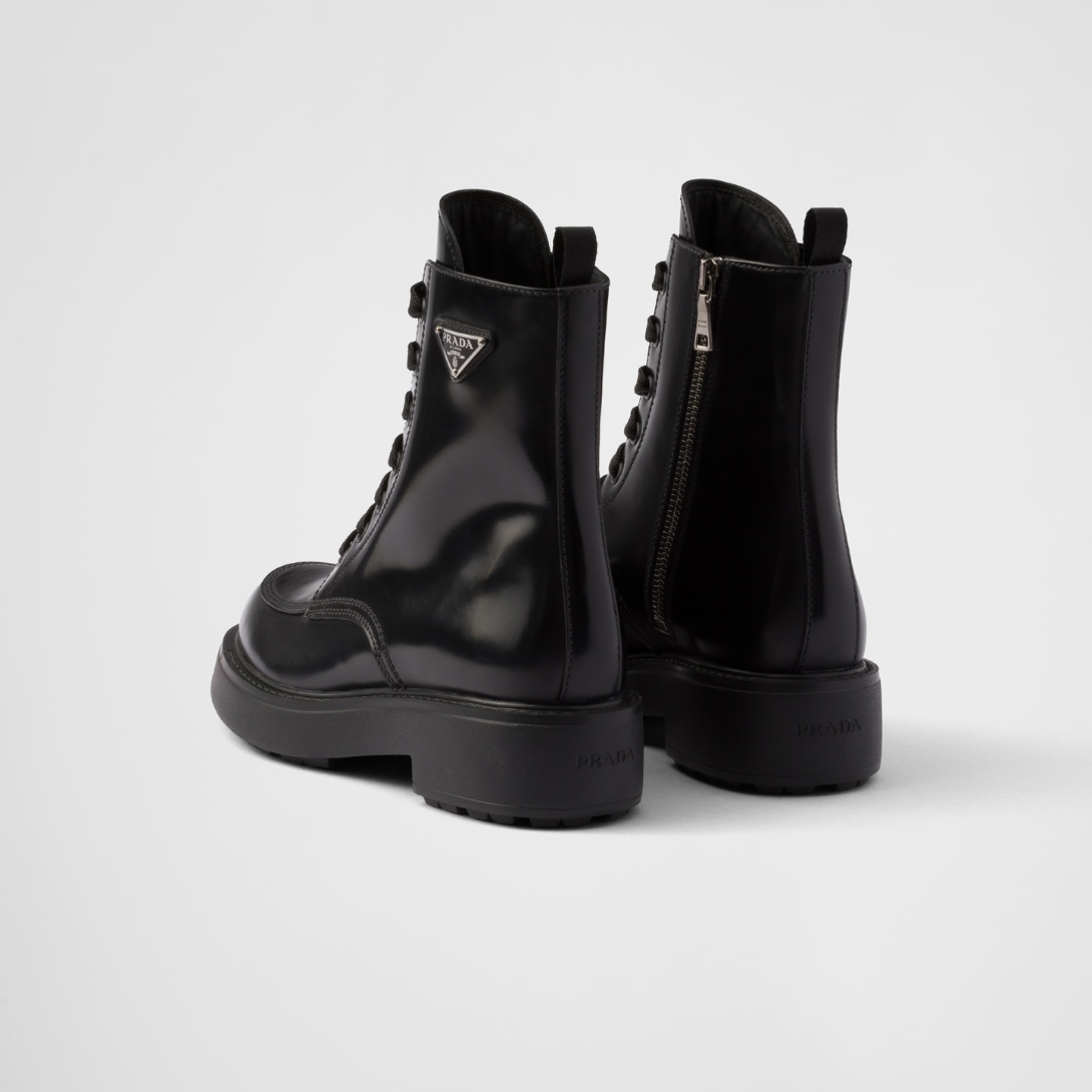 Brushed leather boots – the elegance of brushed leather enhances the clean design of these modern – LUX VERSE Luxury Designer Fashion Outlet