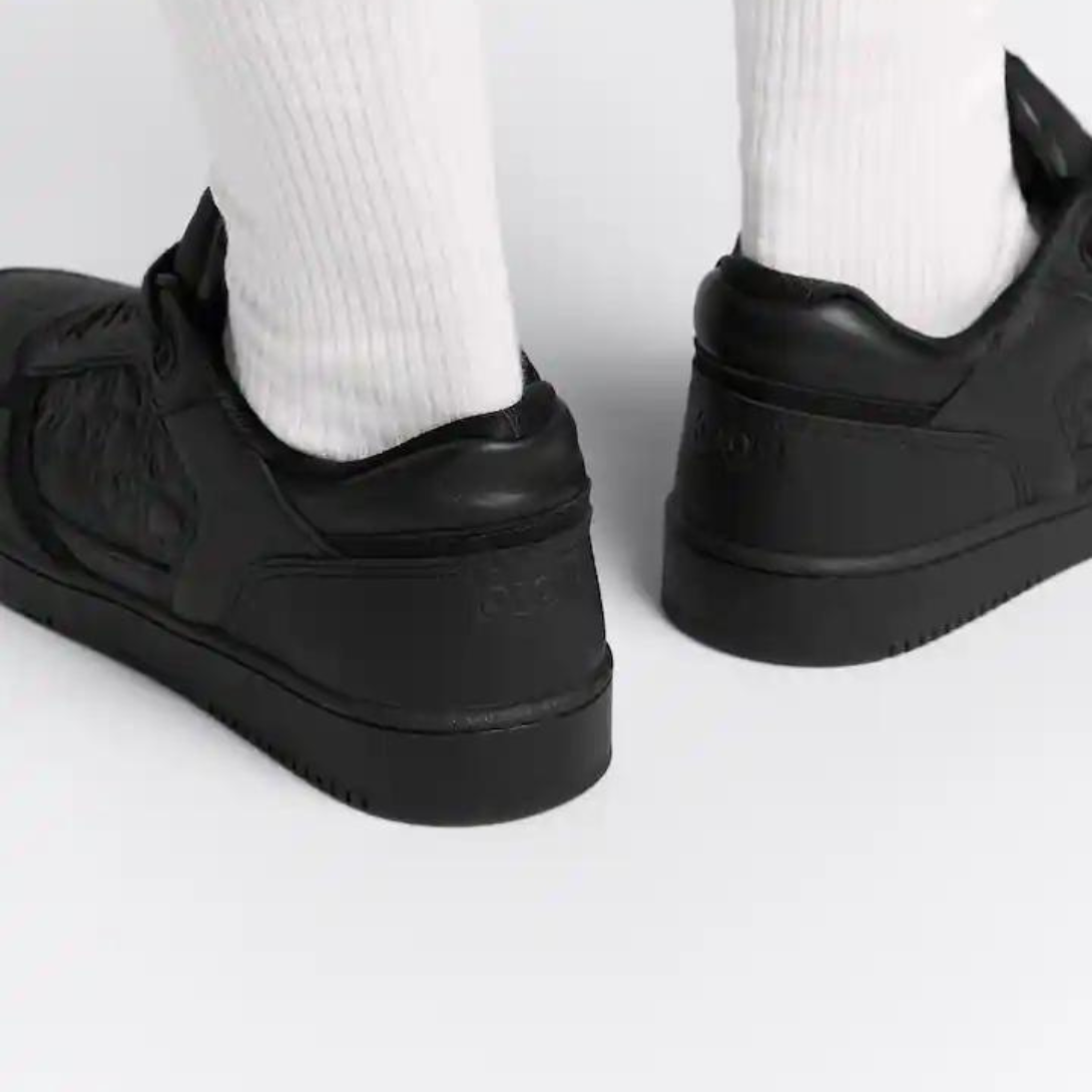 Dior B27 Low-Top Sneaker Leather – displaying the virtuosity of the ateliers, the Oblique motif is delicately embossed – LUX VERSE Luxury Designer Fashion Outlet