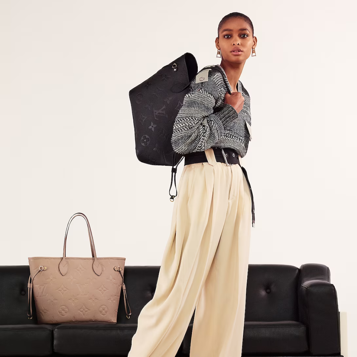 Neverfull MM Black Imbosed Leather – its generous dimensions make this bag ideal for everyday use while the long shoulder – LUX VERSE Luxury Designer Fashion Outlet