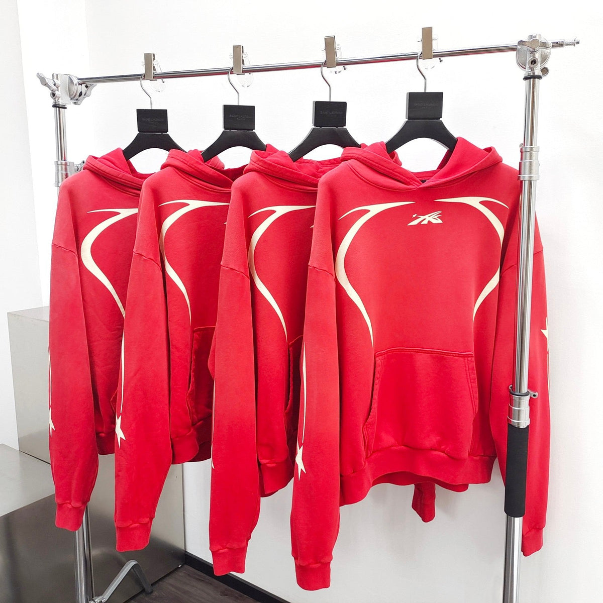 Roter Kapuzenpullover - Herren
