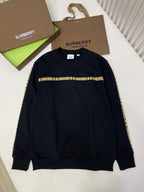 Rundhals-Sweater aus schwarzer Baumwolle mit Karostreifen – Herren