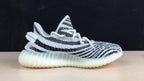 Yeezy Boost 350 V2 Zebra Weiße Sneakers