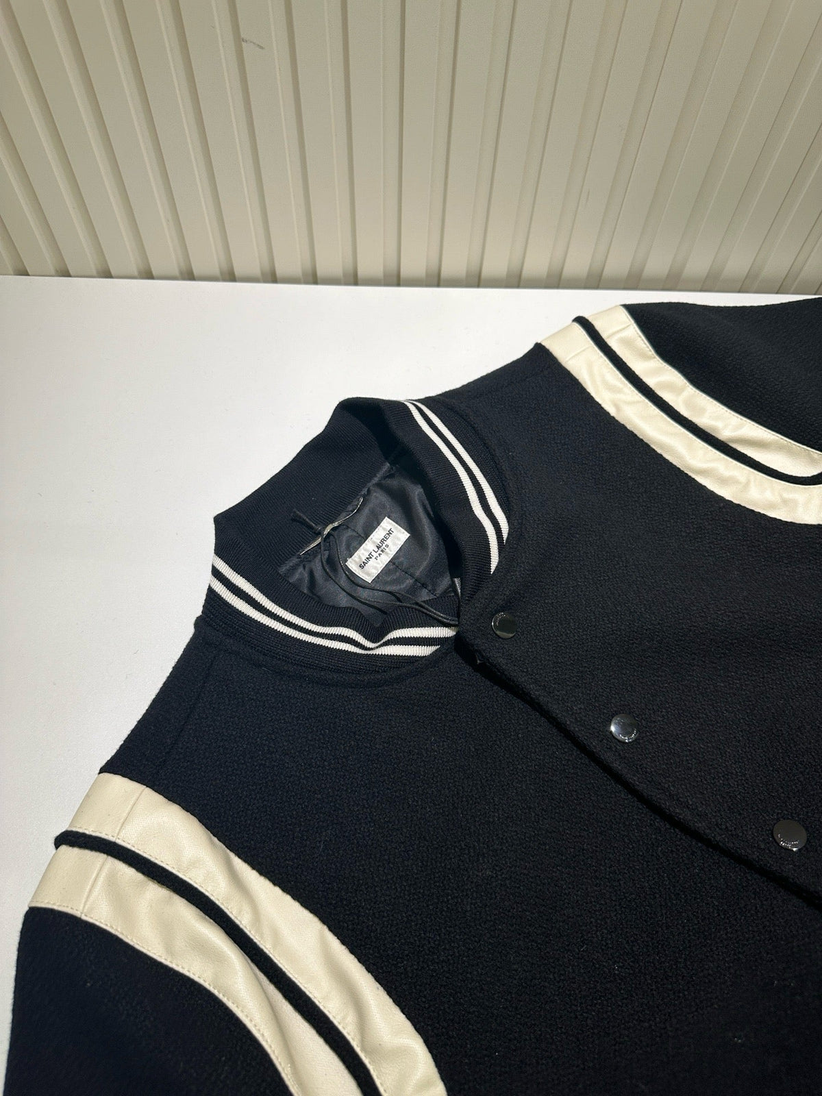 Navy Wool Striped Trim Varsity – Herren