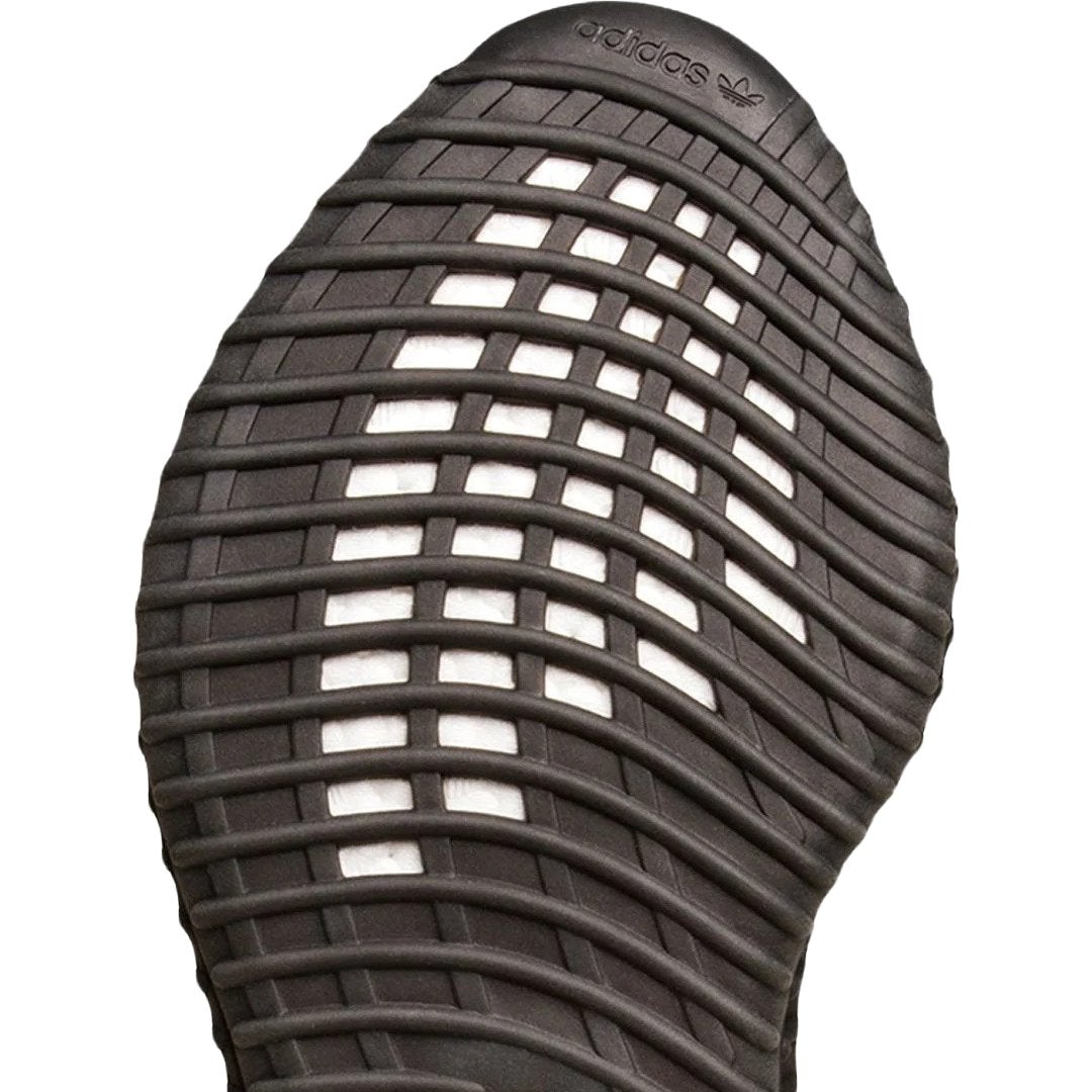 Black Red – this first Yeezy sighting of 2017 is this Yeezy Boost 350 V2 (CP9652), – LUX VERSE Luxury Designer Fashion Outlet