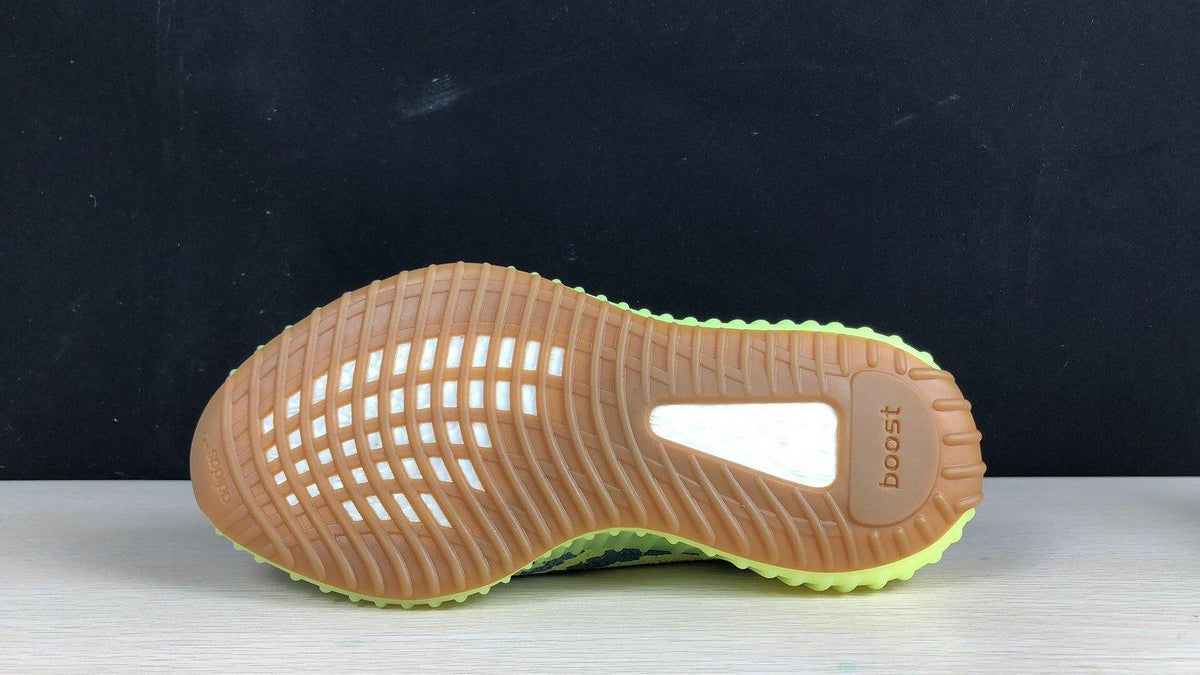 Yeezy 350 V2 Boost Semi Yellow Sneakers