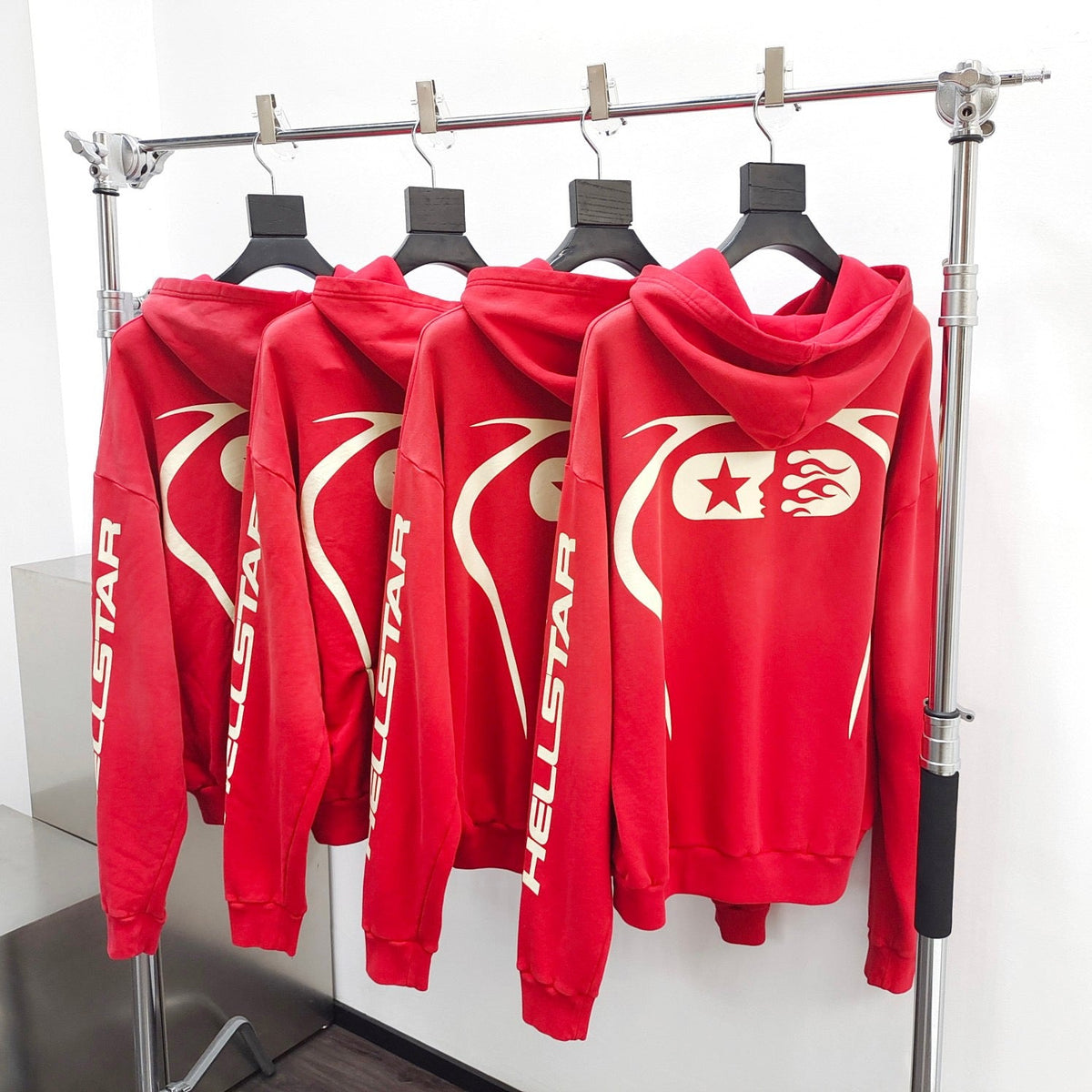 Roter Kapuzenpullover - Herren