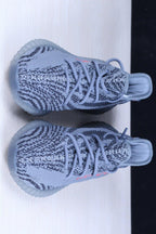Yeezy Boost 350 V2 Blue Tint Graue Sneakers