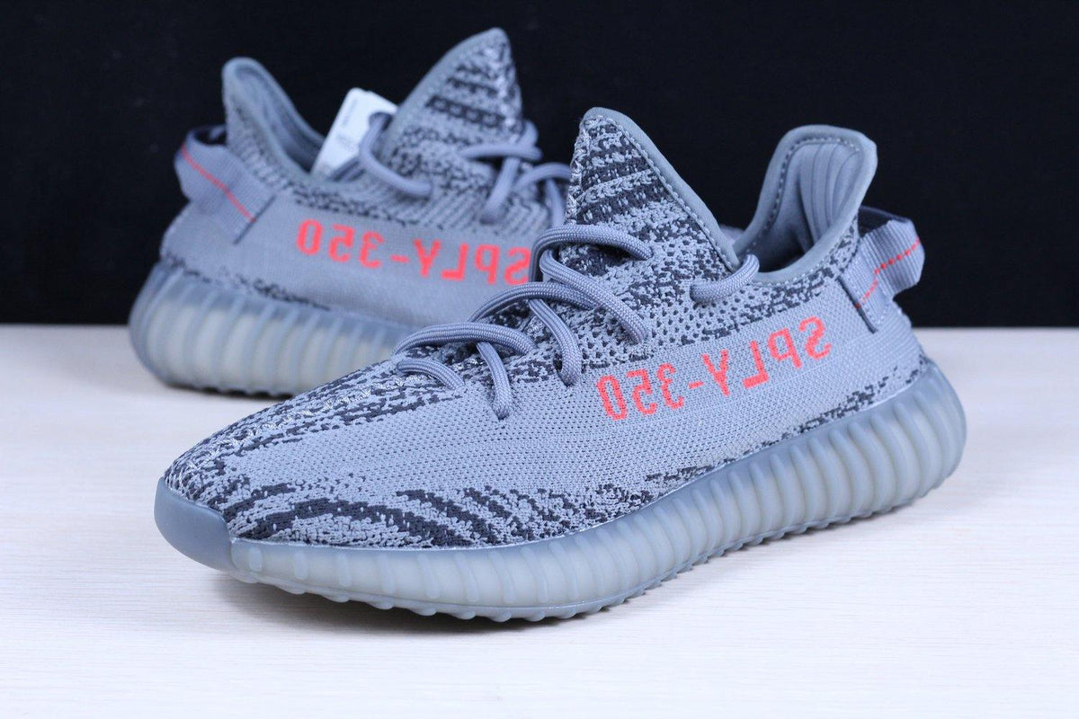 Yeezy Boost 350 V2 Blue Tint Graue Sneakers