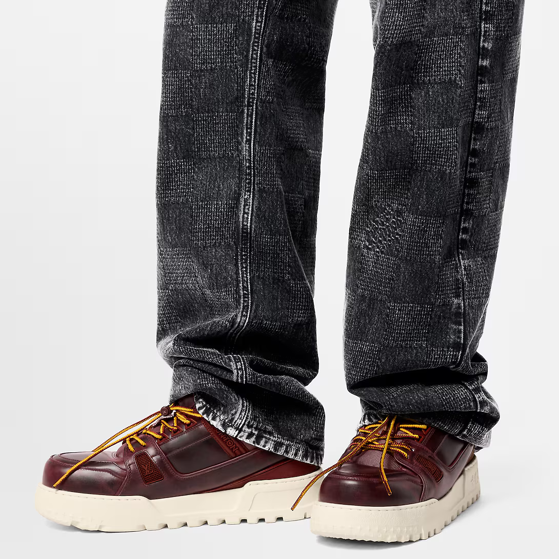 Trainer Maxi Sneaker Leather – the Trainer Maxi sneaker reinterprets the cult sneaker with a fashion-forward, – LUX VERSE Luxury Designer Fashion Outlet