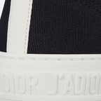 Walk'n'Canvas Sneaker – the style will lend a contemporary touch to any look – LUX VERSE Luxury Designer Fashion Outlet
