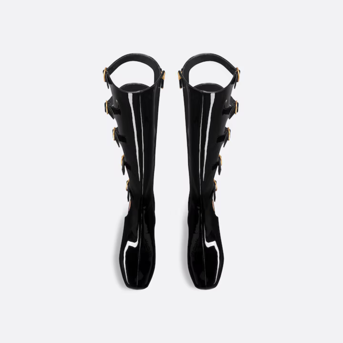 D-Idole Heeled Boot – the black patent calfskin upper is elevated by an open-back design showcasing – LUX VERSE Luxury Designer Fashion Outlet