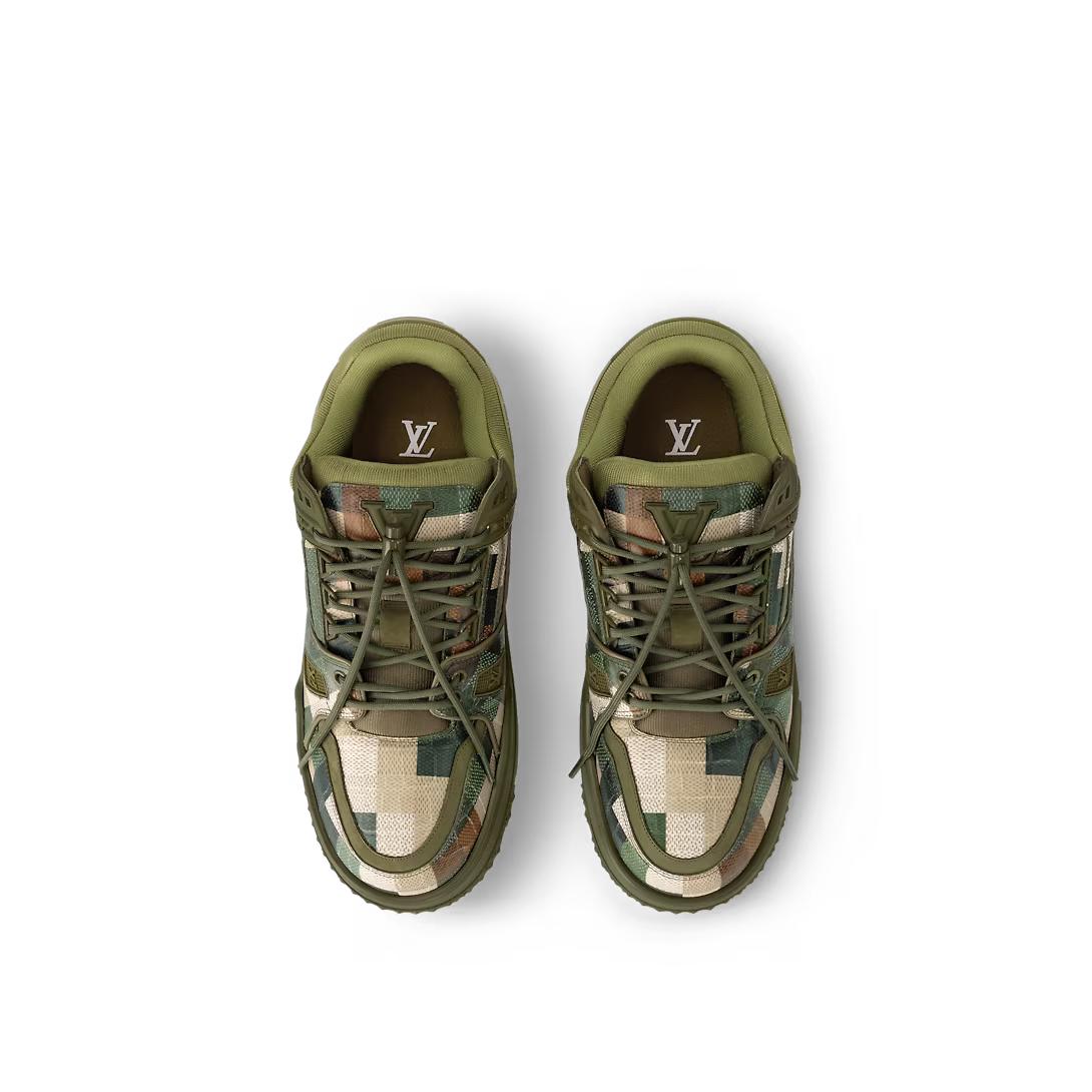 Trainer Maxi Khaki Green Sneaker – this model features an oversized fit and a chunky rubber outsole, inspired by that – LUX VERSE Luxury Designer Fashion Outlet
