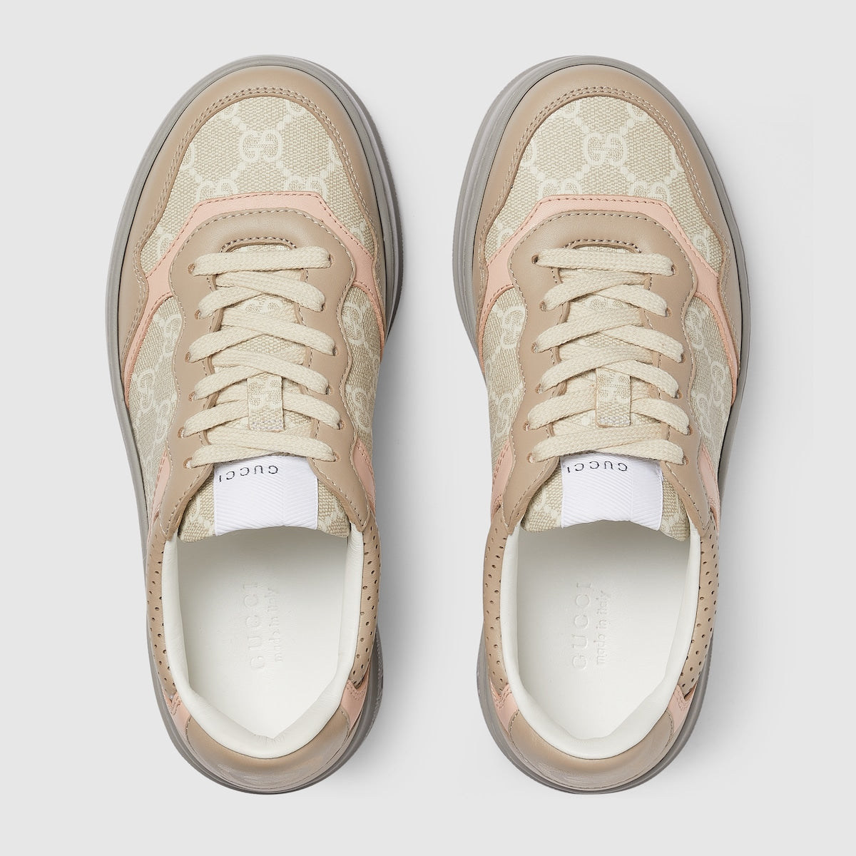 Women's GG sneaker – an emblematic material, white and beige GG Supreme canvas is framed by oatmeal – LUX VERSE Luxury Designer Fashion Outlet
