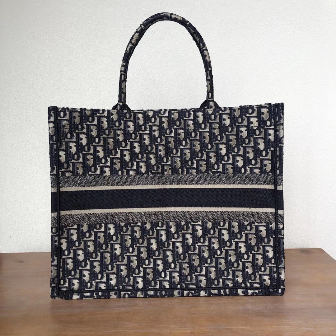 Monogram Large Tote Bag